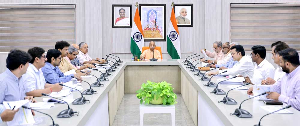 इन महिलाओं को प्रधानमंत्री आवास योजना अथवा मुख्यमंत्री आवास योजना के तहत मिलेगा पक्का मकान