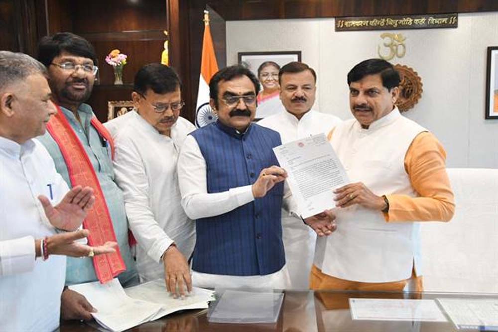 लोक निर्माण मंत्री राकेश सिंह ने की मांग, जबलपुर एयरपोर्ट को मिले मां रानी दुर्गावती का नाम