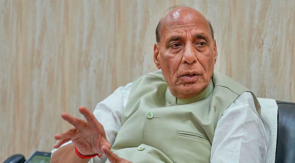 भारत की रक्षा ताकत को नई उड़ान, राजनाथ सिंह बोले- तय समय से पहले हासिल करेंगे उत्पादन और निर्यात लक्ष्य