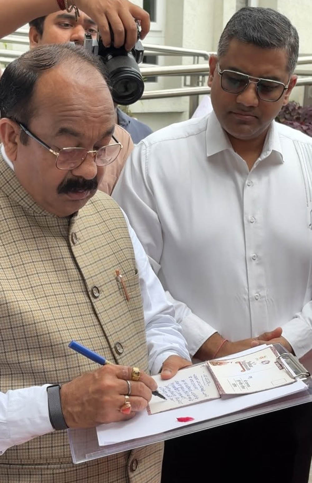 उपमुख्यमंत्री अरुण साव ने मनोकामना रथ को दिखाई हरी झंडी, 'जोहार जगन्नाथ' कार्यक्रम का हुआ शुभारंभ