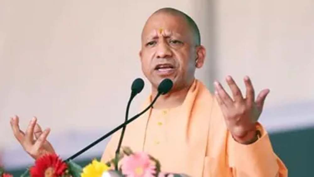 योगी ने गोरखपुर में 994 करोड़ की परियोजनाओं का लोकार्पण, सपा-कांग्रेस पर साधा निशाना