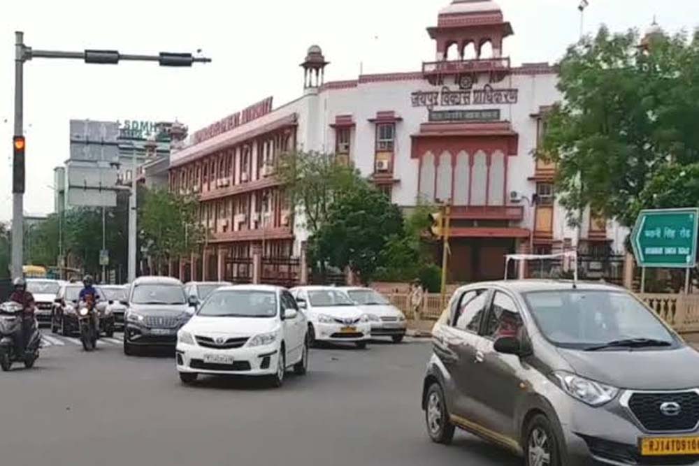 जयपुर ट्रैफिक सुधार योजना, फुटपाथ खाली होंगे और एआई आधारित प्रबंधन लागू होगा जयपुर ट्रैफिक सुधार योजना, फुटपाथ खाली होंगे और एआई आधारित प्रबंधन लागू होगा