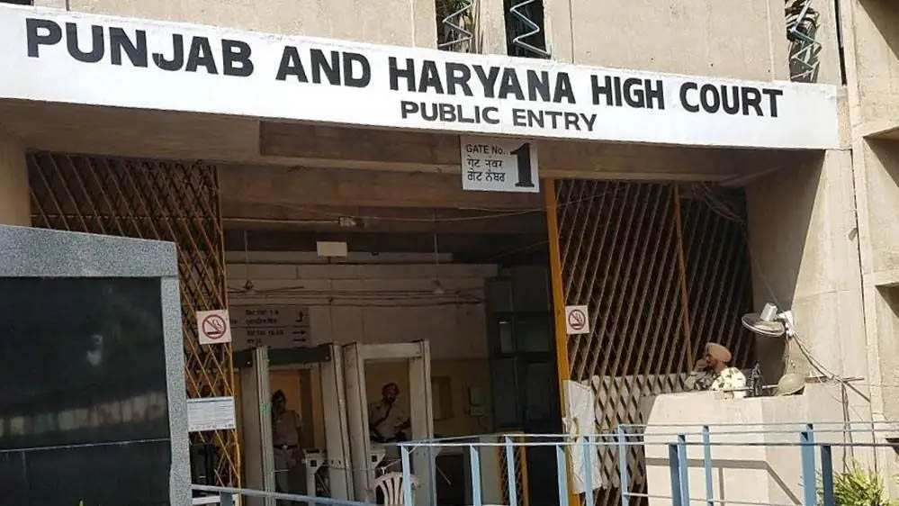 Punjab-Haryana High Court: LADC नीति पर वकीलों का विरोध तेज, आज हड़ताल से प्रभावित रहेगा कामकाज