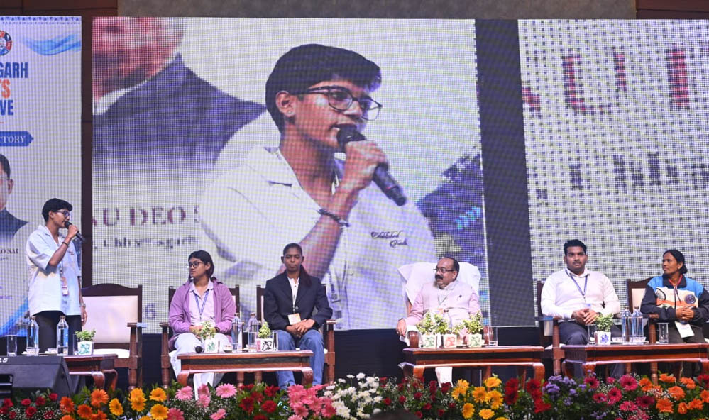 समर्थ और विकसित छत्तीसगढ़ की नींव बनेगा खेल', उपमुख्यमंत्री अरुण साव का बड़ा बयान समर्थ और विकसित छत्तीसगढ़ की नींव बनेगा खेल', उपमुख्यमंत्री अरुण साव का बड़ा बयान
