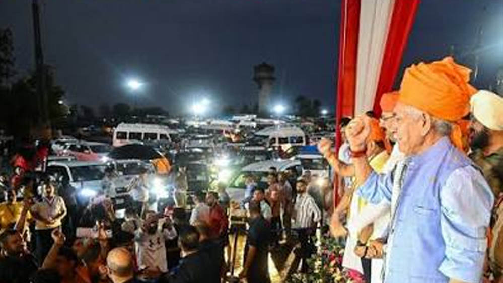 'बम बम भोले' से गूंजा जम्मू, अमरनाथ यात्रा का पहला जत्था रवाना, श्रद्धालुओं में दिखा जबरदस्त उत्साह