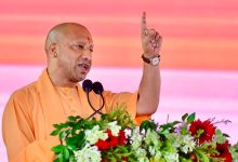 अवैध असलहा लाइसेंस बनाने में व्यस्त सांसद नहीं, बल्कि पैरोकारी करने वाले जनप्रतिनिधि चाहिएः मुख्यमंत्री