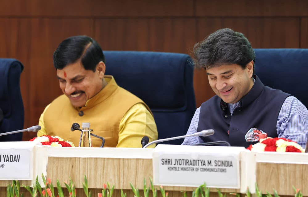 प्रधानमंत्री मोदी के आत्मनिर्भर भारत के संकल्प को मिलेगी गति, अब दूरसंचार क्षेत्र में ग्वालियर चंबल क्षेत्र बनेगा अग्रणी प्रधानमंत्री मोदी के आत्मनिर्भर भारत के संकल्प को मिलेगी गति, अब दूरसंचार क्षेत्र में ग्वालियर चंबल क्षेत्र बनेगा अग्रणी