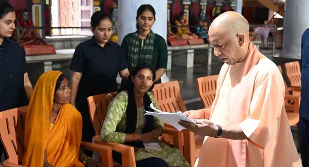 योगी ने दिया भरोसा, हर समस्या का होगा समयबद्ध और पारदर्शी समाधान
