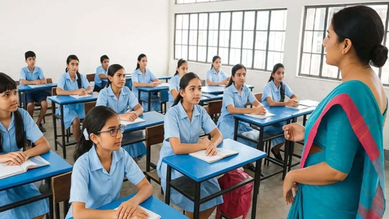 बिहार में अतिरिक्त शिक्षकों का होगा तबादला, 40 हजार पदों की हुई पहचान