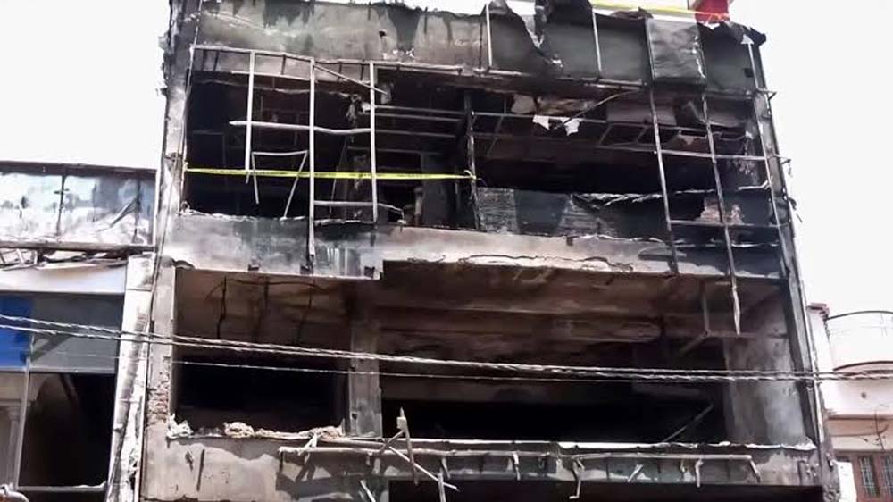 15 बच्चों की मौत वाली बिल्डिंग ध्वस्त करने पहुंचा एलडीए