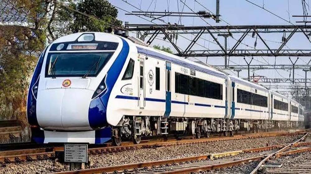 खराब मौसम के चलते फिर थमी कालका-शिमला हेरिटेज टॉय ट्रेन सेवा