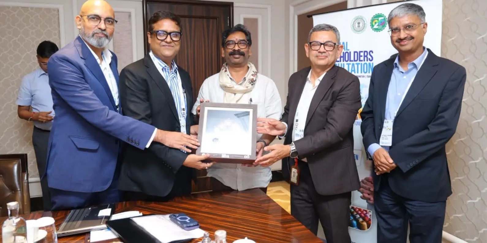 दिल्ली में झारखंड का डिजिटल मिशन, AI और IT निवेश पर मंथन