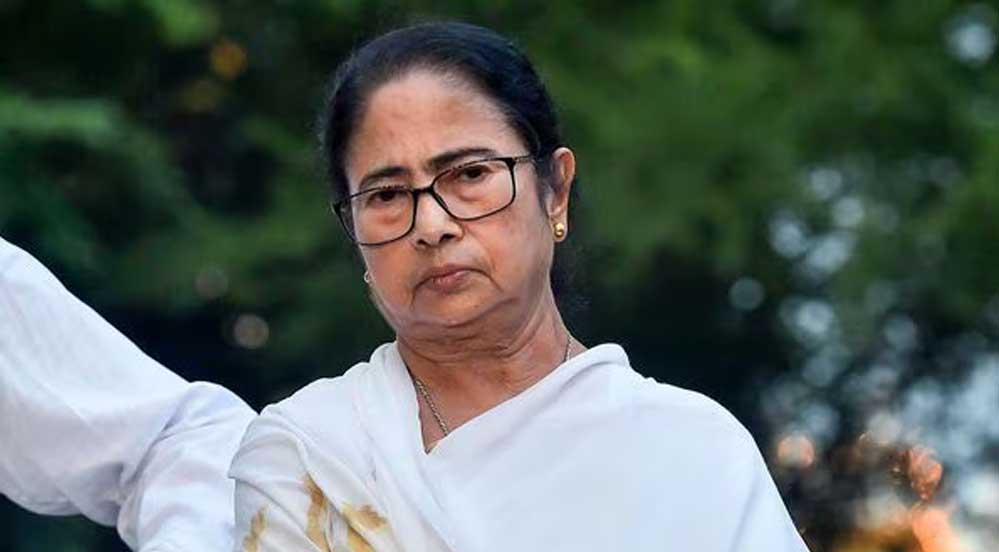 बंगाल की राजनीति में हलचल! शाह के साथ नजर आए सौगत रॉय, नड्डा पर शत्रुघ्न सिन्हा के बयान से बढ़ी चर्चा