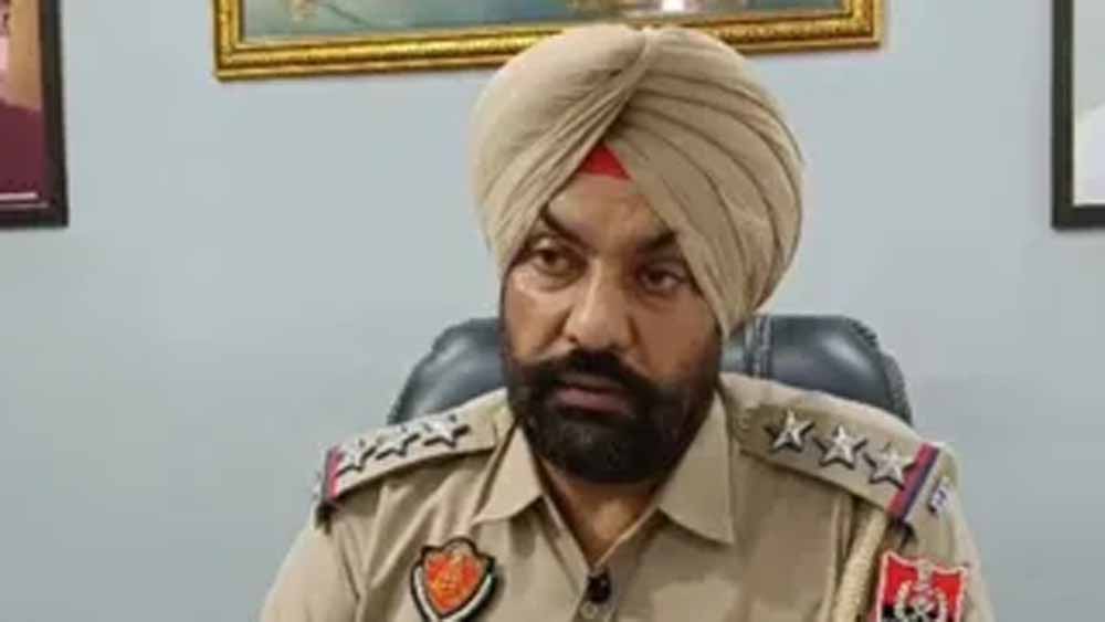 NRI परिवार से गैंगस्टरों के नाम पर उगाही, FBI के शिकंजे में आया पंजाब पुलिस का अधिकारी