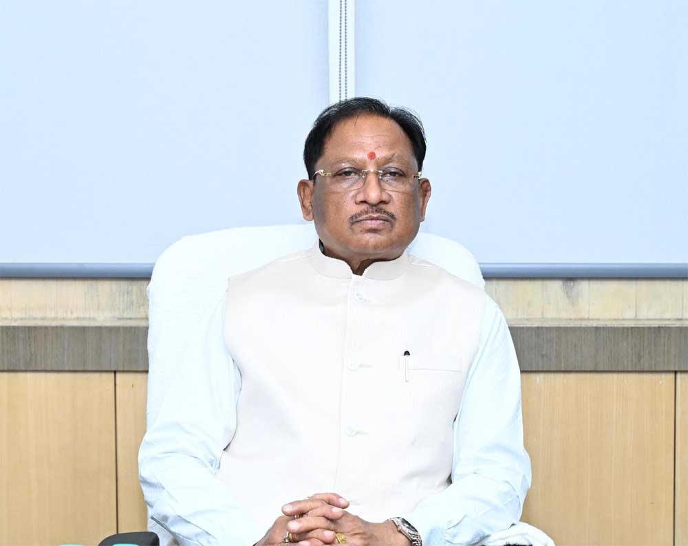 प्रभावित परिवारों तक बिना विलंब राहत सामग्री एवं आवश्यक सहायता पहुँचाने के निर्देश