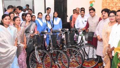 शिक्षा से ही होता है सशक्त राष्ट्र का निर्माण, बड़े लक्ष्य तय कर पूरी निष्ठा से करें पढ़ाई: मंत्री टंक राम वर्मा