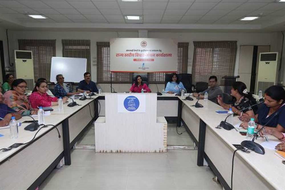 जमीनी अनुभव ही बनेंगे प्रशिक्षण, डिजिटल नवाचार और सेवा सुधार की नई दिशा जमीनी अनुभव ही बनेंगे प्रशिक्षण, डिजिटल नवाचार और सेवा सुधार की नई दिशा