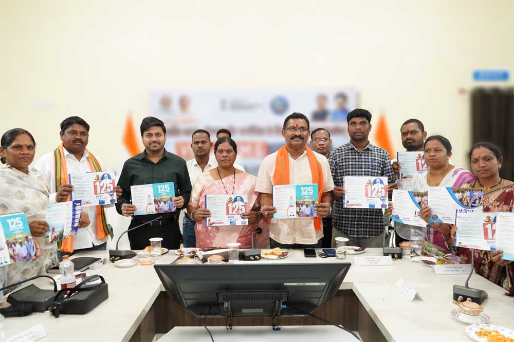 ग्रामीण परिवारों को मिलेगा 125 दिनों का रोजगार, प्रतिदिन 300 रुपये की मजदूरी