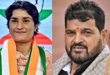 यौन शोषण मामले में बृजभूषण बरी, विनेश फोगाट बोलीं- लड़ाई अभी जारी रहेगी