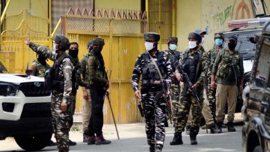 कश्मीर के ऊंचे इलाकों में तैनात CRPF जवानों को मिलेंगे हिमसुरक्षा कपड़े