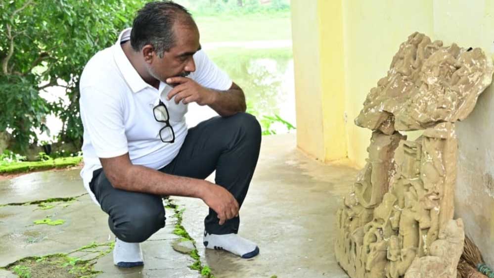 संरक्षण की राह पर धनपुर की ऐतिहासिक विरासत, संस्कृति मंत्री के निर्देश पर विशेषज्ञों ने संभाला मोर्चा संरक्षण की राह पर धनपुर की ऐतिहासिक विरासत, संस्कृति मंत्री के निर्देश पर विशेषज्ञों ने संभाला मोर्चा