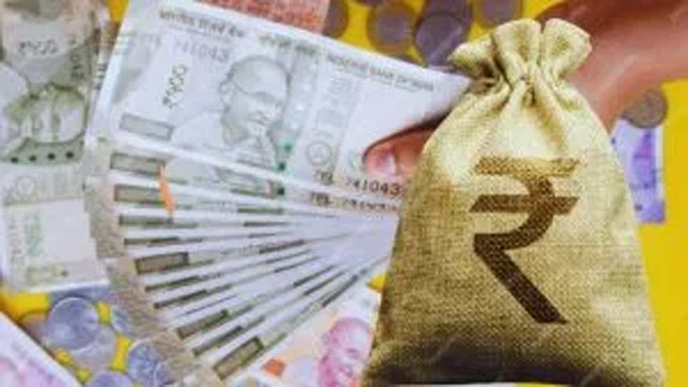 7वें पे कमीशन में बड़ा बदलाव, बंगाल कर्मचारियों को केंद्रीय कर्मियों जैसा वेतन