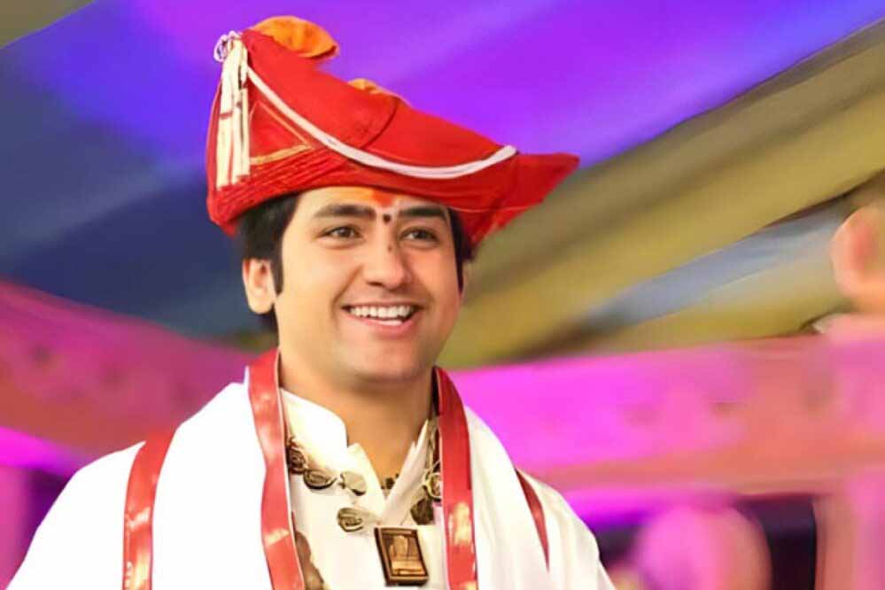 कांवड़ियों पर मौलाना रशीदी के बयान से भड़के टी. राजा, बोले- 'ऐसी टिप्पणी करने से पहले 10 बार सोच लेना'