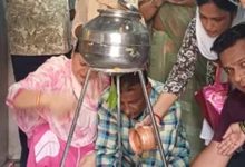 पानीपत में पहले सावन सोमवार पर शिव मंदिरों में लगी भक्तों की लंबी कतारें पानीपत में पहले सावन सोमवार पर शिव मंदिरों में लगी भक्तों की लंबी कतारें