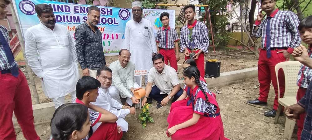 पेड़ों के बग़ैर जीवन की कल्पना नहीं की जा सकती - मिर्ज़ा एजाज़ बेग