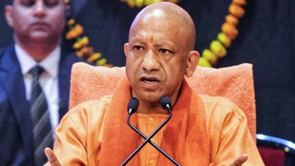 यूपी में निजी स्कूलों के शिक्षकों के लिए बड़ा ऐलान, परिवार समेत ₹5 लाख तक मुफ्त इलाज