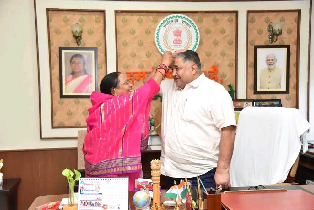 स्नेह, विश्वास और अपनत्व की डोर से मजबूत होते हैं भाई-बहन के रिश्ते : राजेश अग्रवाल स्नेह, विश्वास और अपनत्व की डोर से मजबूत होते हैं भाई-बहन के रिश्ते : राजेश अग्रवाल