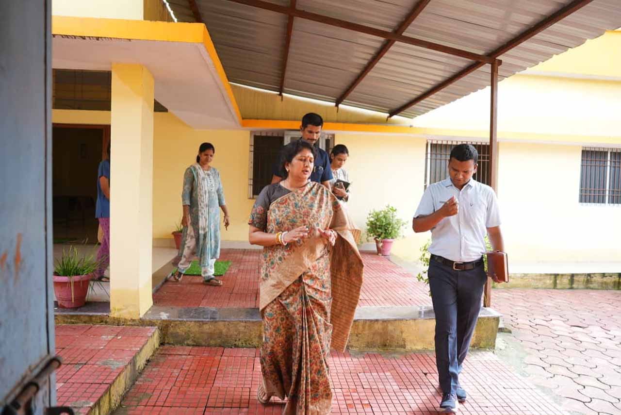 बालिकाओं की सेहत से खिलवाड़ नहीं आयोग का सख्त संदेश
