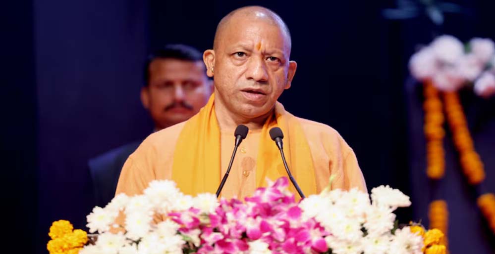 सीएम योगी ने किया बाढ़ प्रभावित इलाकों का हवाई निरीक्षण, 1500 परिवारों को वितरित की राहत सामग्री व चिकित्सकीय किट सीएम योगी ने किया बाढ़ प्रभावित इलाकों का हवाई निरीक्षण, 1500 परिवारों को वितरित की राहत सामग्री व चिकित्सकीय किट