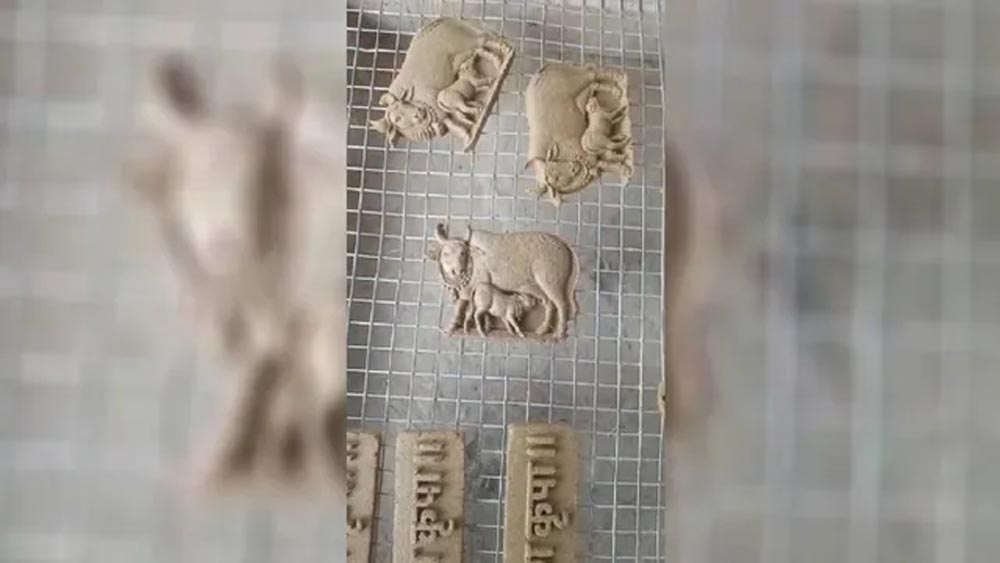कुरुक्षेत्र में गोबर से बदलेगी गोशालाओं की तस्वीर, महिलाओं को रोजगार से जोड़ने की पहल कुरुक्षेत्र में गोबर से बदलेगी गोशालाओं की तस्वीर, महिलाओं को रोजगार से जोड़ने की पहल