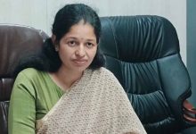 जहरीली शराब कांड के बाद ताबड़तोड़ कार्रवाई, शराब-हथियार लाइसेंस रद्द; सरपंच के अधिकार भी सीज