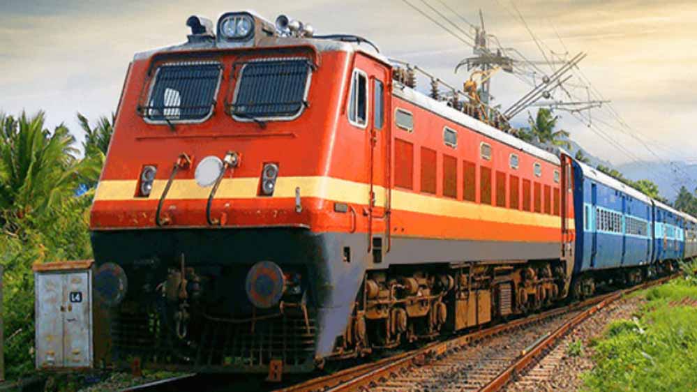 त्योहारी सीजन में यात्रियों को बड़ी राहत, भोपाल होकर गुजरेंगी स्पेशल ट्रेनें; IRCTC की एडवाइजरी जारी