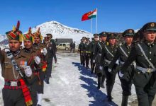 लद्दाख बॉर्डर पर चीन को झटका! LAC पर कम हुई PLA की तैनाती, भारत की पकड़ हुई मजबूत लद्दाख बॉर्डर पर चीन को झटका! LAC पर कम हुई PLA की तैनाती, भारत की पकड़ हुई मजबूत