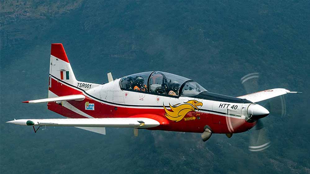 भारतीय वायुसेना को मिलेंगे नए तेजस और HTT-40 ट्रेनर विमान, HAL का बड़ा कार्यक्रम आज