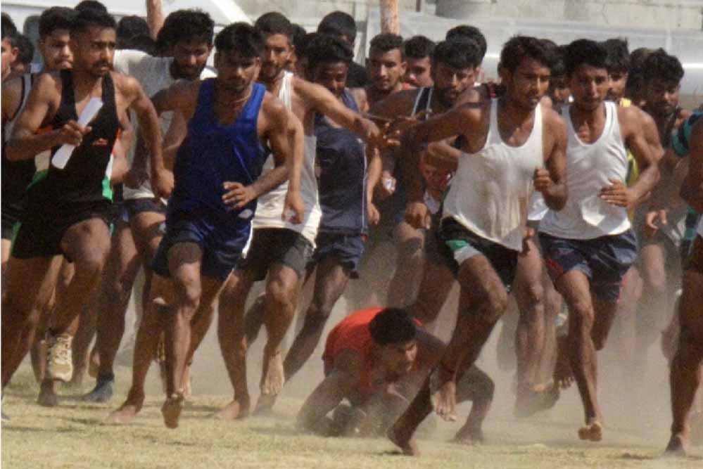 युवाओं को सेना-पुलिस भर्ती के लिए तैयार करेगा खेल एवं युवा कल्याण विभाग, पार्थ योजना शुरू युवाओं को सेना-पुलिस भर्ती के लिए तैयार करेगा खेल एवं युवा कल्याण विभाग, पार्थ योजना शुरू