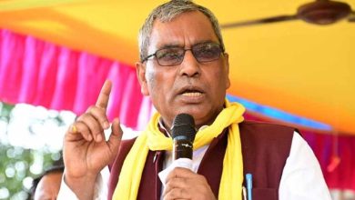 एटा-कासगंज में सपा नेताओं के विवाद पर ओम प्रकाश राजभर ने अखिलेश यादव को घेरा एटा-कासगंज में सपा नेताओं के विवाद पर ओम प्रकाश राजभर ने अखिलेश यादव को घेरा