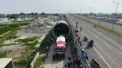 308 पहियों का महाबली ट्रक बना आकर्षण, बेल्जियम से यूपी पहुंची 41 मीटर की मशीन