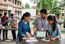राज्य के पांच सौ पचपन विद्यालयों में छात्रों को रोजगारपरक कौशल और व्यावसायिक शिक्षा दी जाएगी।