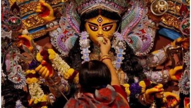 ‘नॉन-वेज बंद नहीं करेंगे’, दुर्गा पूजा समितियों ने धीरेंद्र शास्त्री की टिप्पणी पर जताई नाराजगी