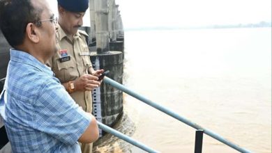 महानदी के बढ़े जलस्तर से जांजगीर-चांपा में अलर्ट, कलेक्टर-SP ने किया निरीक्षण