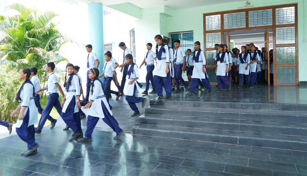 संघर्ष से कक्षाओं तक: कैसे आस्था गुरुकुल दंतेवाड़ा में जीवन का पुनर्निर्माण कर रहा है