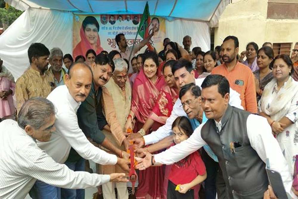 अयोध्या नगर को आदर्श नगर के रूप में विकसित करना हमारी प्राथमिकता : राज्यमंत्री गौर