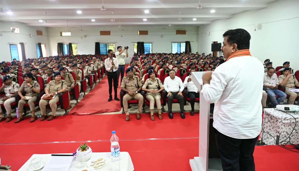 नशे के अवैध कारोबार के विरुद्ध कार्रवाई को मिशन के रूप में लेकर कार्य करें-उप मुख्यमंत्री विजय शर्मा नशे के अवैध कारोबार के विरुद्ध कार्रवाई को मिशन के रूप में लेकर कार्य करें-उप मुख्यमंत्री विजय शर्मा