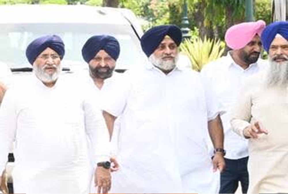सुखबीर बादल से आज फिर SIT करेगी सवाल, बहबल कलां गोलीकांड में पूछताछ के लिए तलब