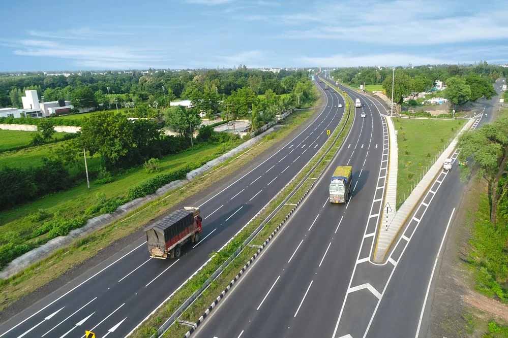 रायपुर एक्सप्रेसवे से बदलेगी सफर की तस्वीर, दिल्ली-आगरा से विशाखापट्टनम तक मिलेगी तेज कनेक्टिविटी
