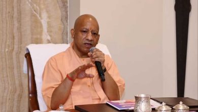 योगी सरकार में साक्षरता को जन-जन तक पहुंचाने की पहल, 75 जिलों में 5.10 लाख शिक्षार्थियों ने दी परीक्षा योगी सरकार में साक्षरता को जन-जन तक पहुंचाने की पहल, 75 जिलों में 5.10 लाख शिक्षार्थियों ने दी परीक्षा